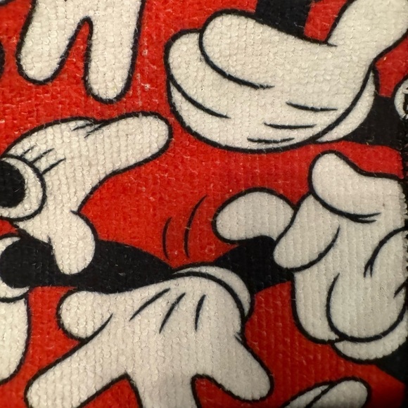 Disney Mickey Mouse white hands Red 3 pack microfiber kitchen towels - Picture 4 of 4